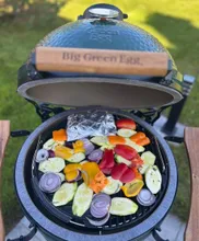 Керамический гриль Big Green Egg L Large (большой), 46 см, ножки с рукояткой, столики
