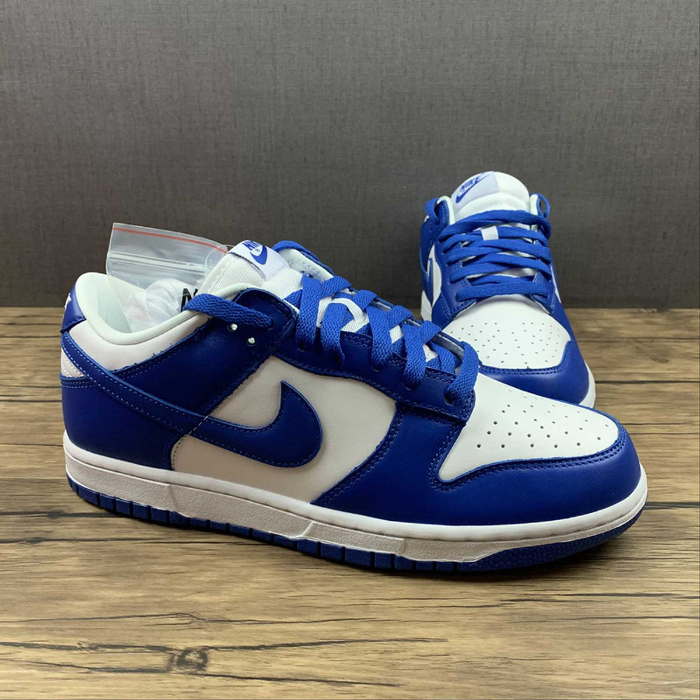 Nike Dunk Low SP Kentucky