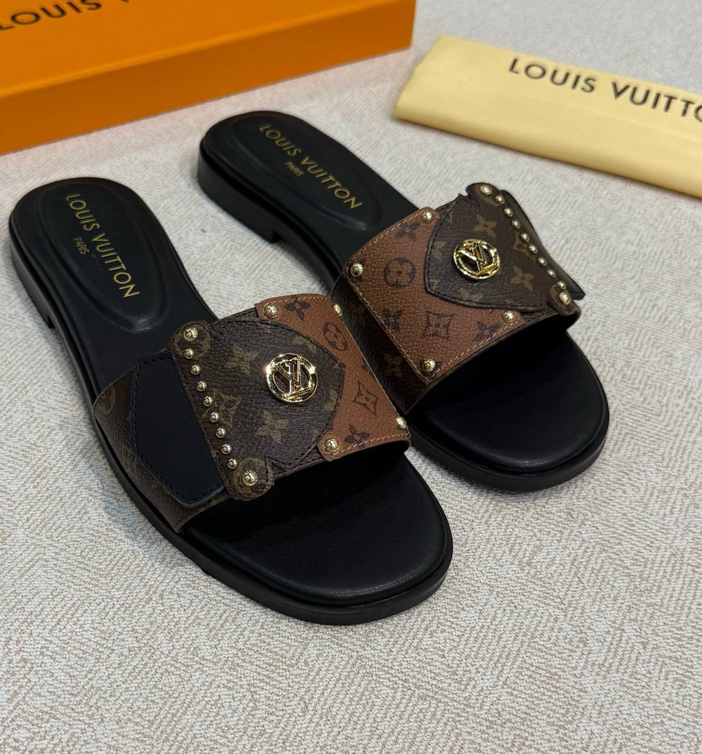 Сабо Louis Vuitton