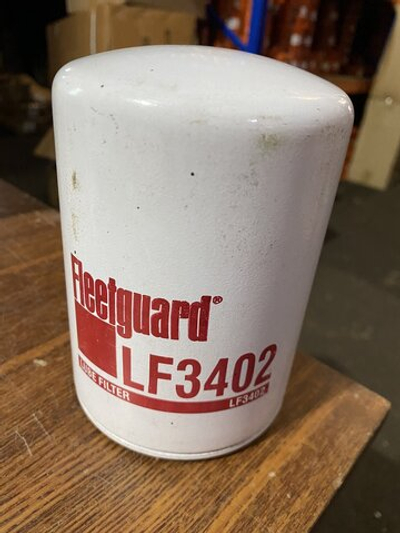 Фильтр масляный Fleetguard LF3402
