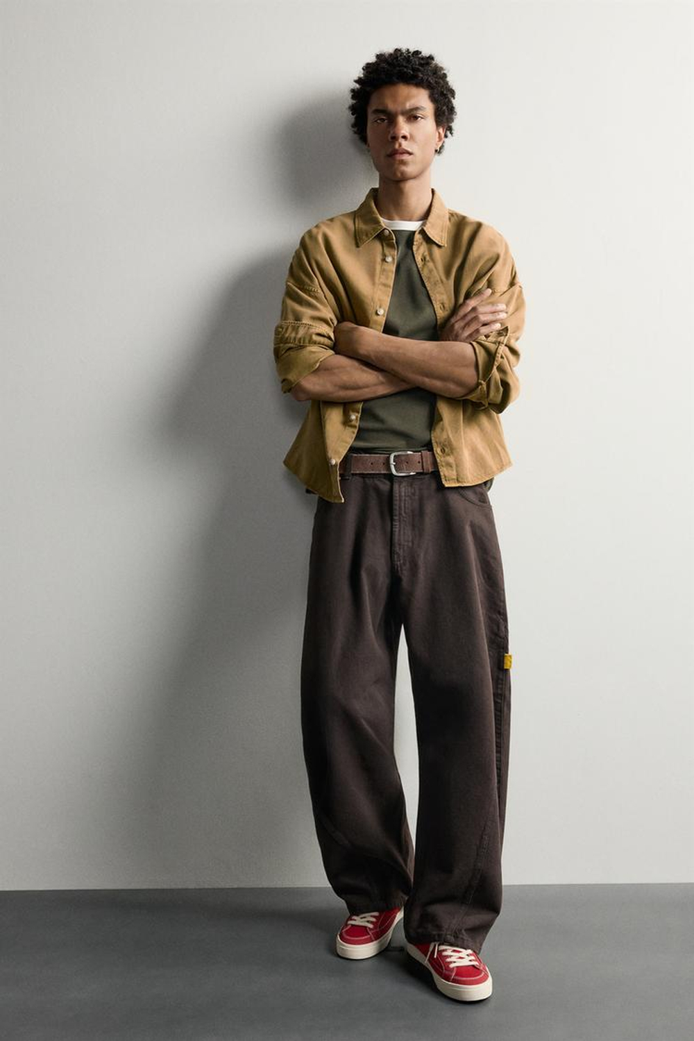 ZARA БРЮКИ BALLOON FIT СО ШВАМИ, КОРИЧНЕВЫЙ