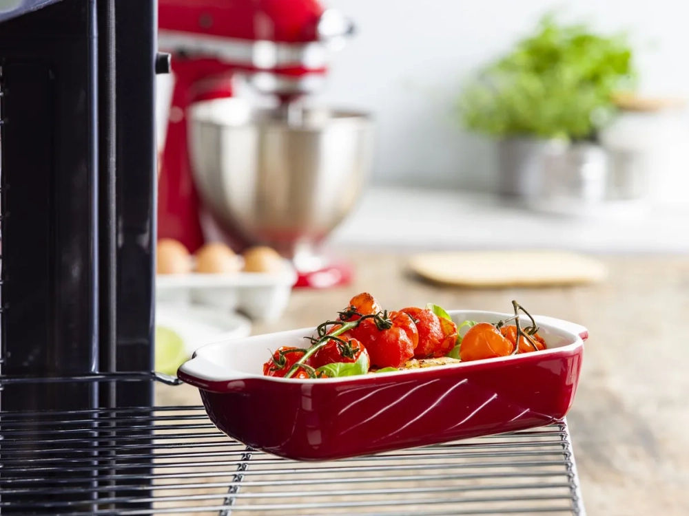 KitchenAid Керамическое блюдо 33x19,5x7,5 см + крышка Империя красный EAN 4894871028647
