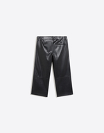 Женские брюки капри из искусственной кожи - BERSHKA