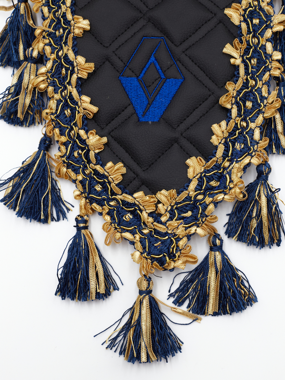 Вымпел тройной RENAULT (экокожа, черный с синими кисточками)