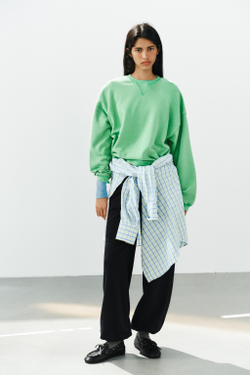 ZARA ТОЛСТОВКА С ЭФФЕКТОМ ПОТЕРТОСТИ, ЗЕЛЕНЫЙ