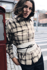 РУБАШКА В КЛЕТКУ С ЗАКЛЕПКАМИ — ZARA