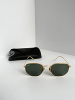 Солнцезащитные очки Ray-Ban