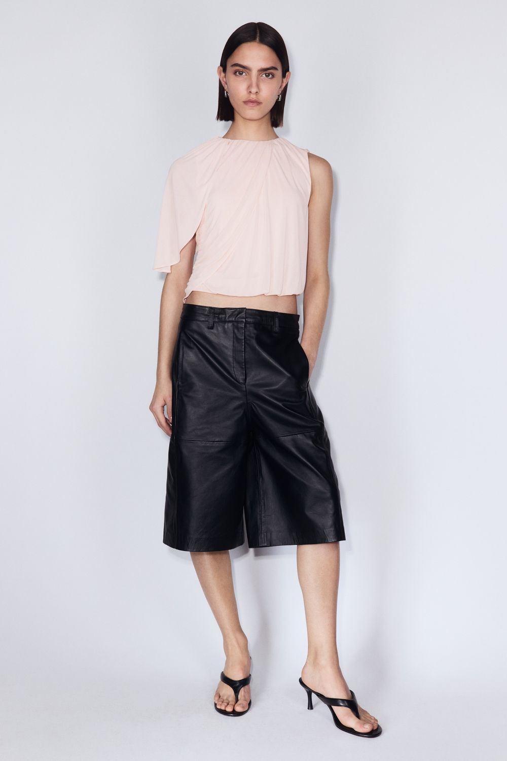 Короткий топ с деталью-накидкой - H&M