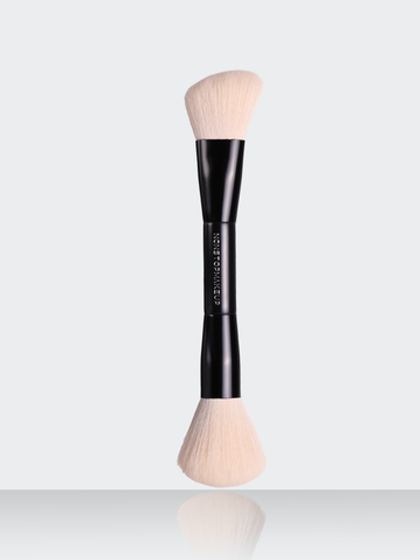 Двусторонняя кисть для румян и контуринга, BS02 "Sculpt & Glow Blush Brush"