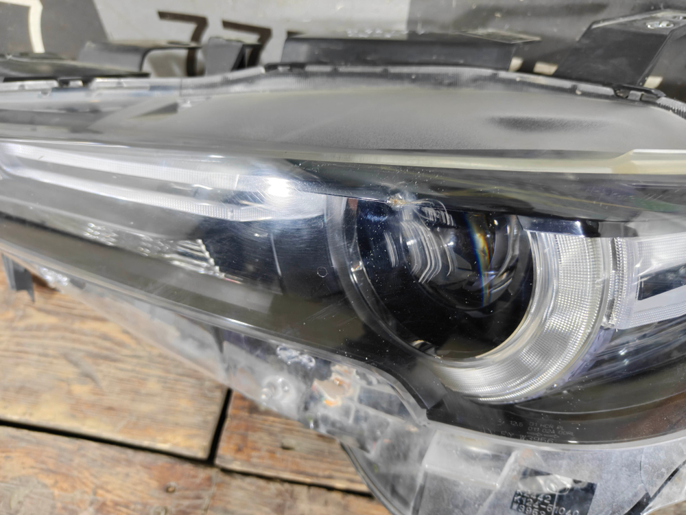 Фара левая LED Mazda CX-5 2 (KF) 17-нв Б/У Оригинал KB8P51041J