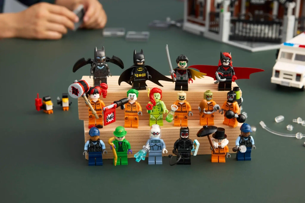 Конструктор LEGO DC Batman 76300 Лечебница Аркхэм