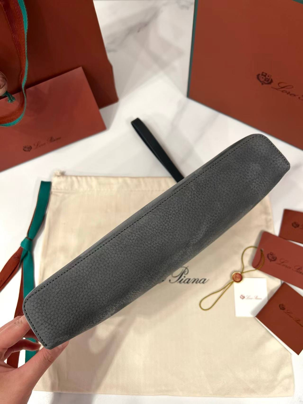 Клатч Loro Piana Extra Pouch L29