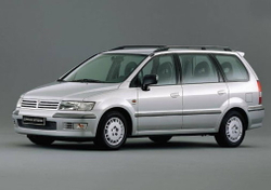 Порог Mitsubishi Space Wagon 3, Chariot 1998-2004 (0,8мм)