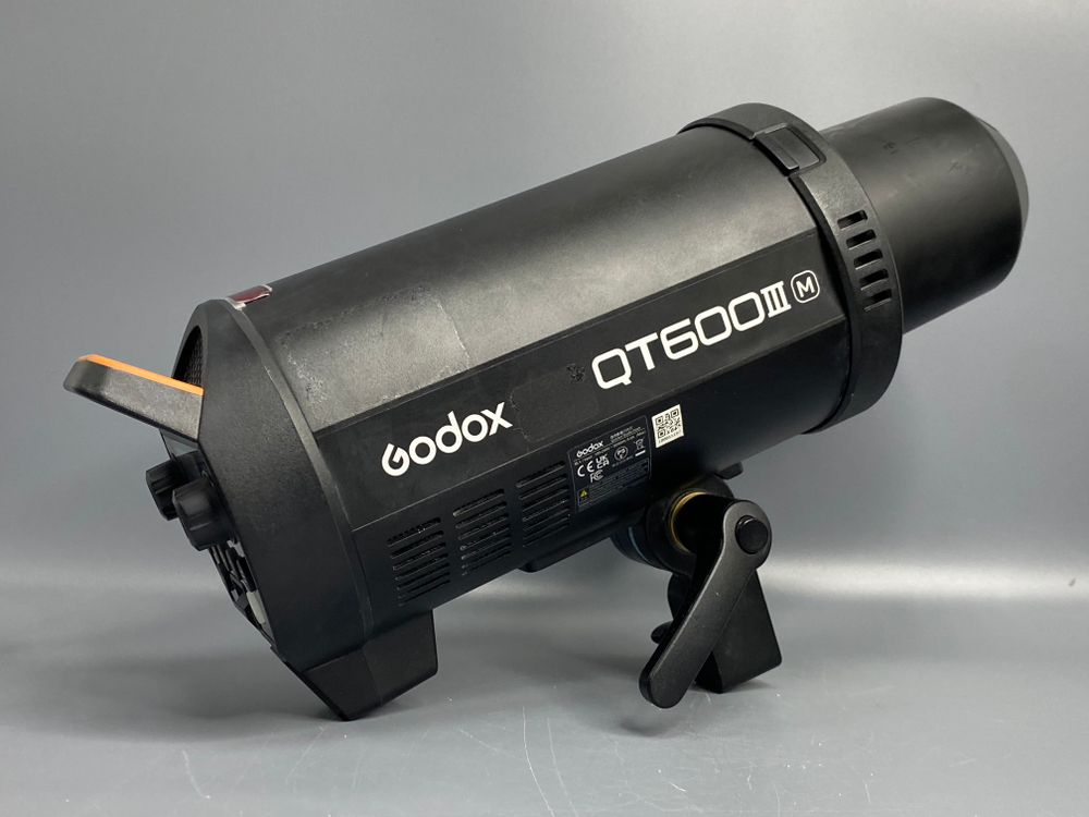 Godox QT600IIIM 600 Дж