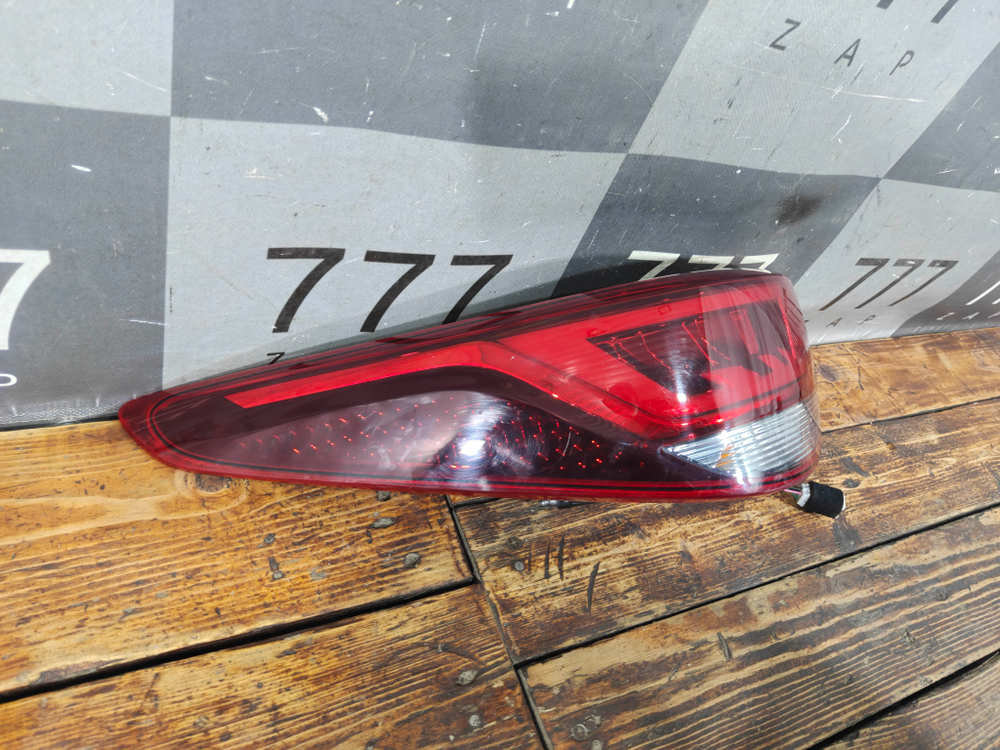Фонарь задний левый LED Kia Rio 4 (FB) 20-нв Б/У Оригинал 92401H0600