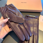 Женские перчатки Miu Miu — бордовые с золотистыми буквами — фото 5