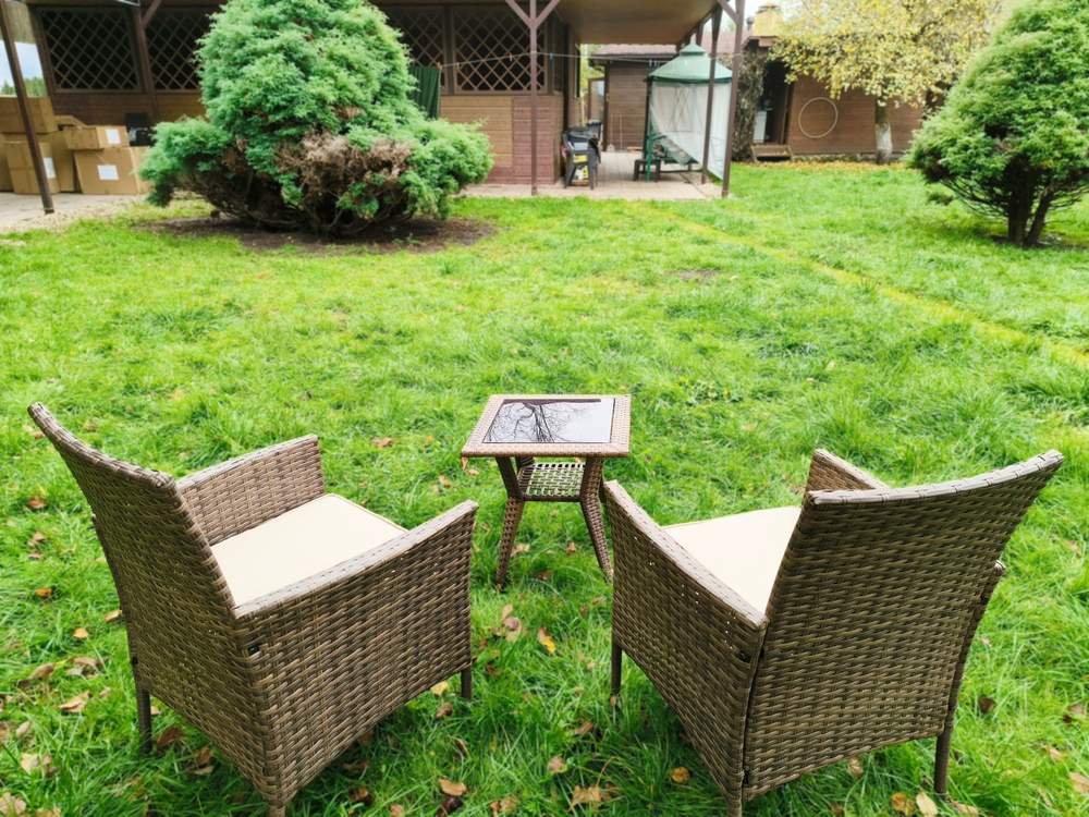 Комплект мебели из ротанга ВИРДЖИНИЯ БАЛКОНЕ СЕТ НЬЮ «VIRGINIA BALCONY SET NEW» столик и 2 кресла