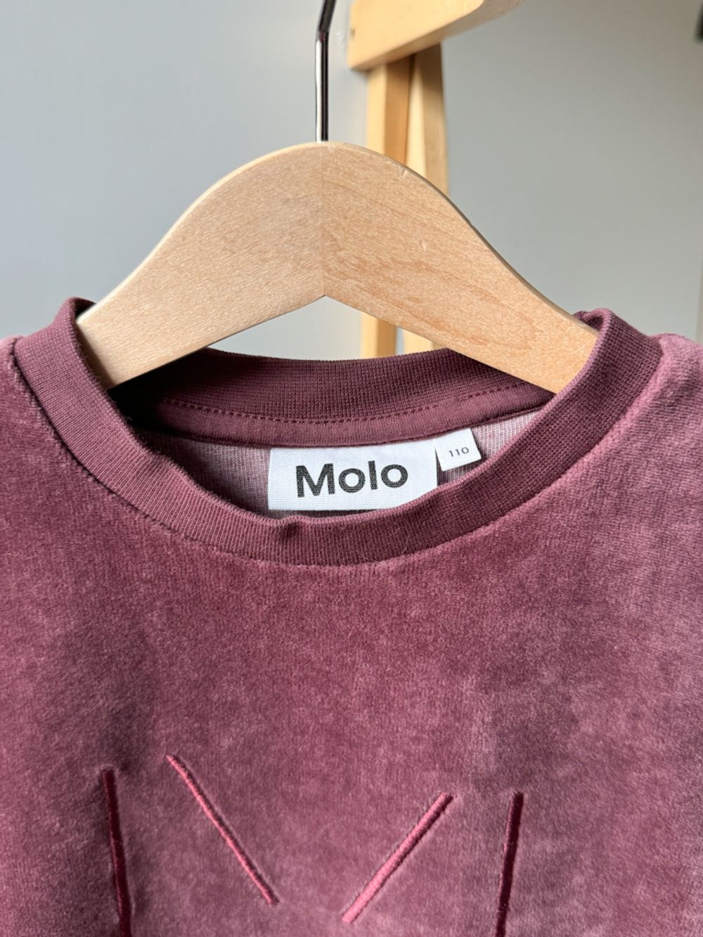 Велюровый костюм Molo, 110