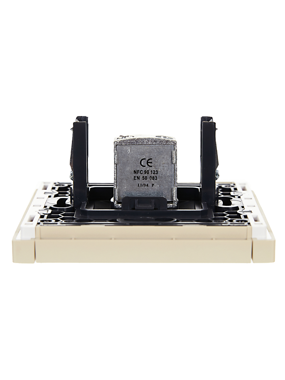 FORTE&PIANO Розетка TV проходная FP429 ваниль IEK