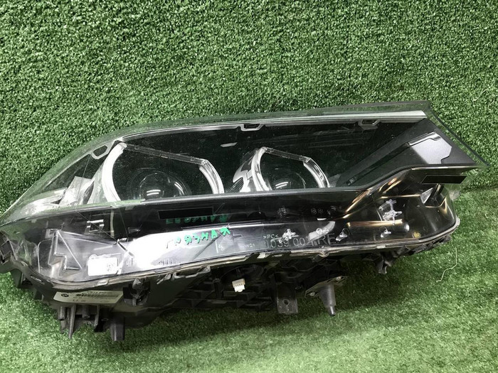 Фара правая BMW 5er G30 (2017-2020) LED