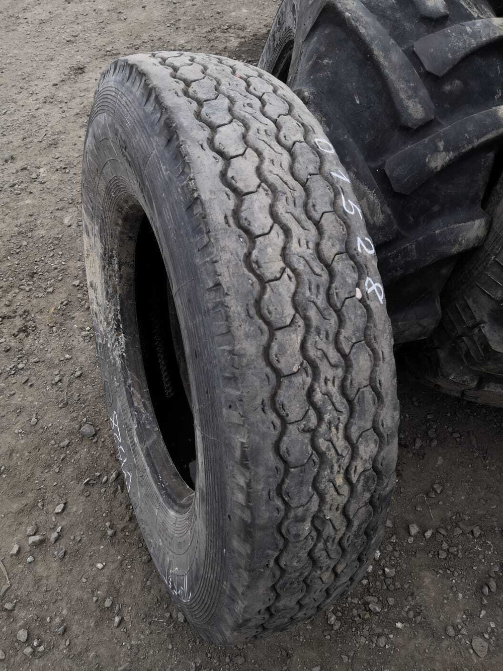 11R22.5 Belshina Бел-98 шина б/у