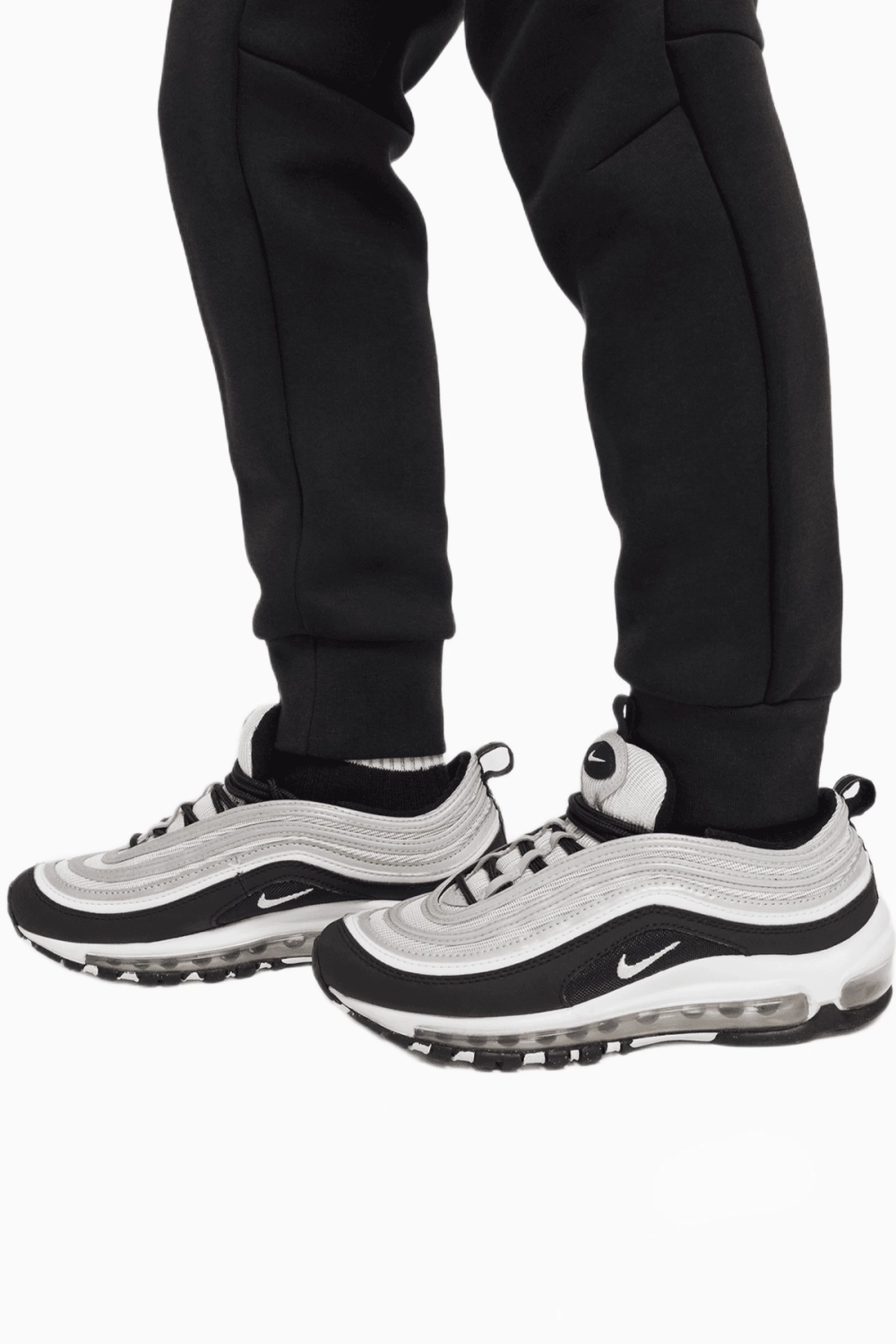 Штаны Nike Sportswear Tech Fleece Junior - черный