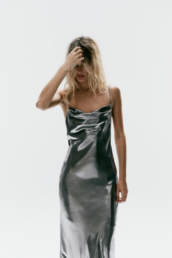 ZARA ПЛАТЬЕ НА БРЕТЕЛЯХ СО СБОРКАМИ, ЭФФЕКТ МЕТАЛЛИК, СЕРЕБРИСТЫЙ