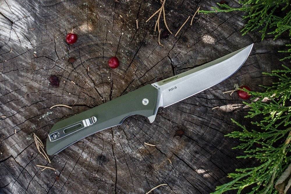 Нож Ruike Hussar P121 черный, P121-B