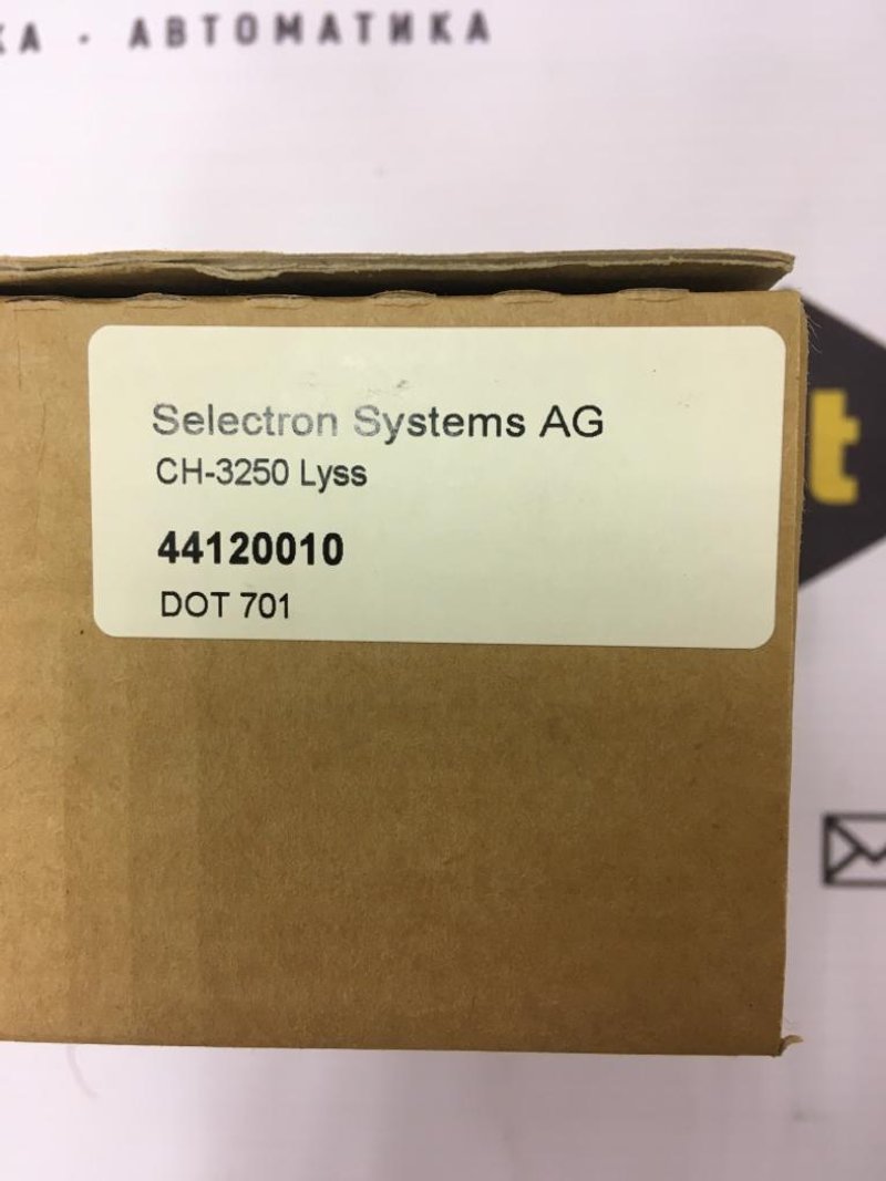 Selectron DOT 701