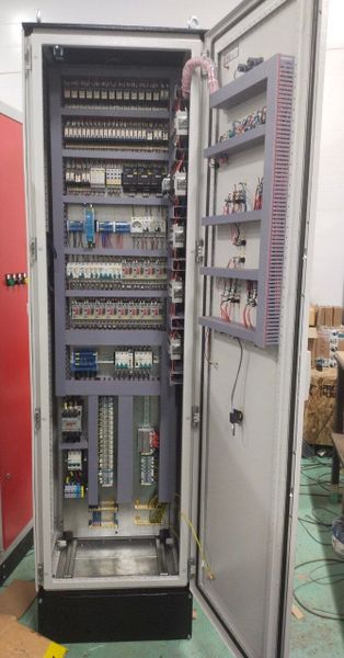 Сборка шкафа управления насосной станцией на DEKraft Сборка шкафа управления насосной станцией на DEKraft