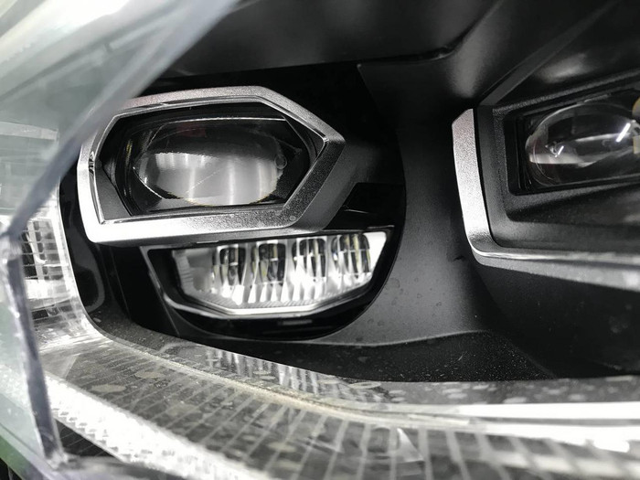 Фара правая BMW 7er G11 G12 (2019-2022) LED