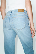 Z1975 Мини-джинсы с расклешенными брючинами и высокой талией - ZARA