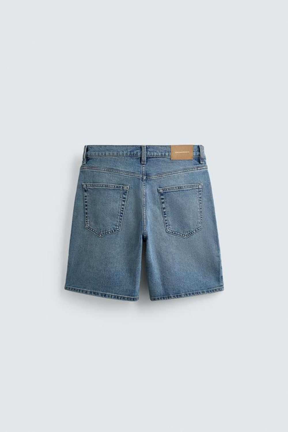 ZARA ДЖИНСОВЫЕ ШОРТЫ REGULAR FIT, ВЫЦВЕТШИЙ СИНИЙ