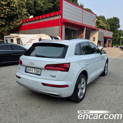 Audi Q5 40 TDI Quattro Premium — 2020