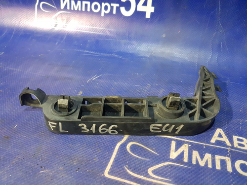 Крепление бампера переднее левое Honda CIVIC 2000-2004