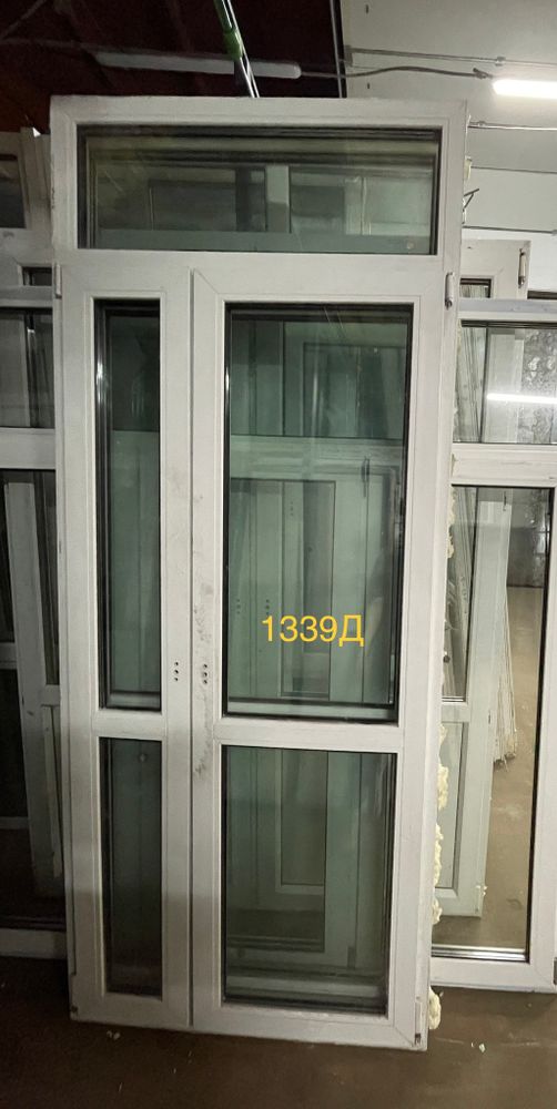 Дверь Пластиковая Б/У Штульповая 252(в) х 104(ш) (Балконный блок)