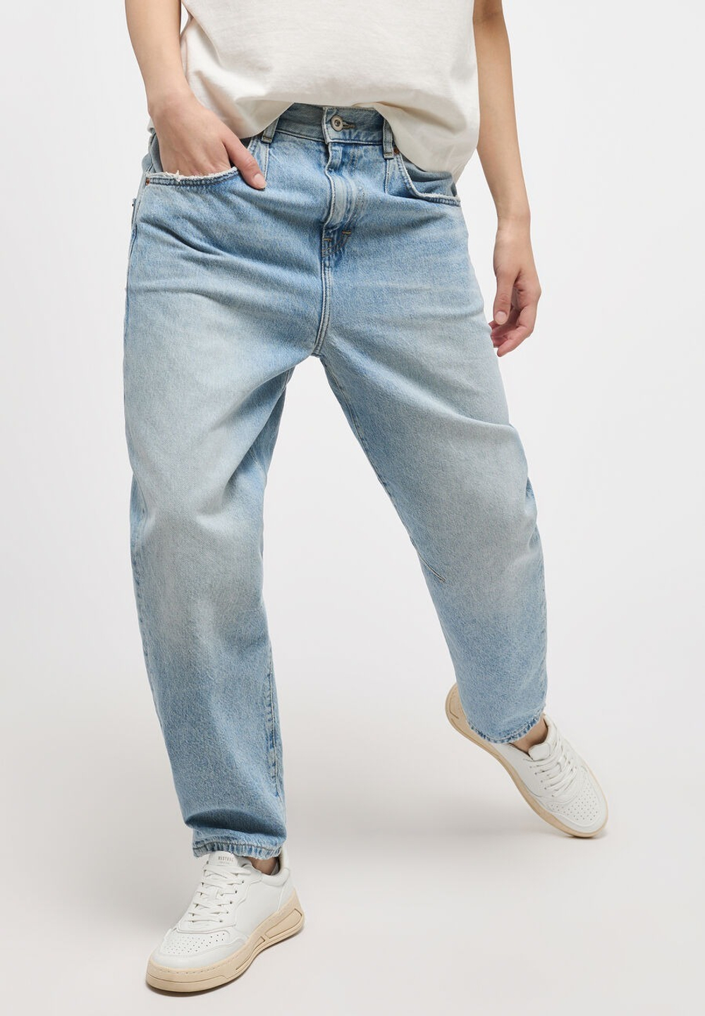 Джинсы женские MUSTANG Style Boyfriend Tapered