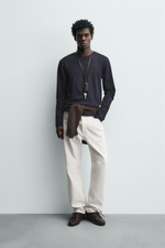 БАЗОВАЯ ФУТБОЛКА SLIM FIT — ZARA