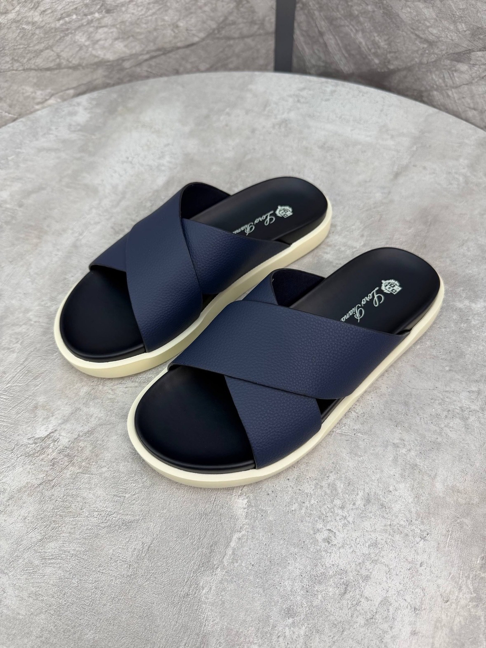Шлепанцы Loro Piana