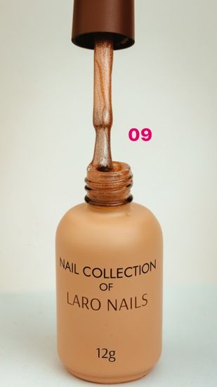 Laro nails cat eye rubber base 09 12мл.