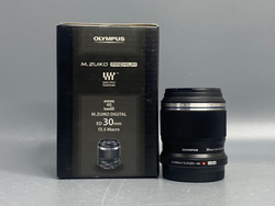 Olympus ED 30mm 3.5 Macro