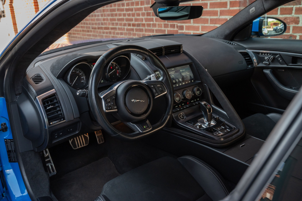 JAGUAR F‑TYPE R