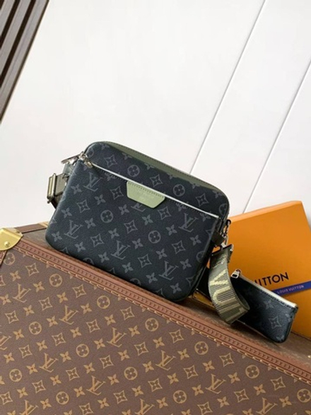 Сумка через плечо/мессенджер Louis Vuitton Trio