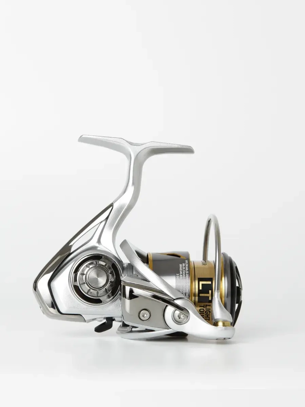Катушка безынерционная FREAMS LT 2500