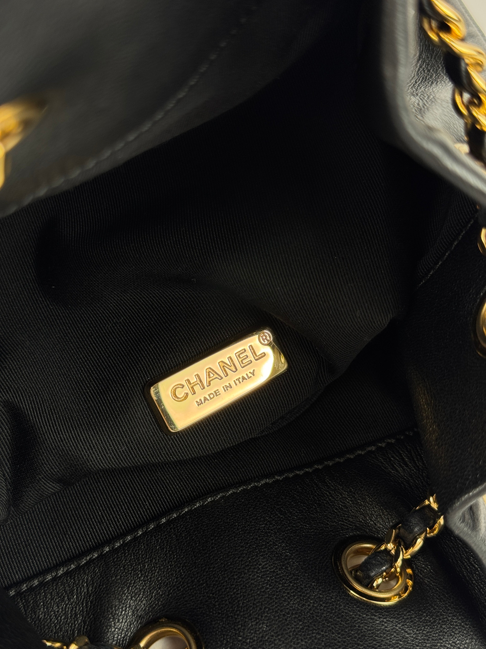 Рюкзак Chanel Black Quilted Lambskin