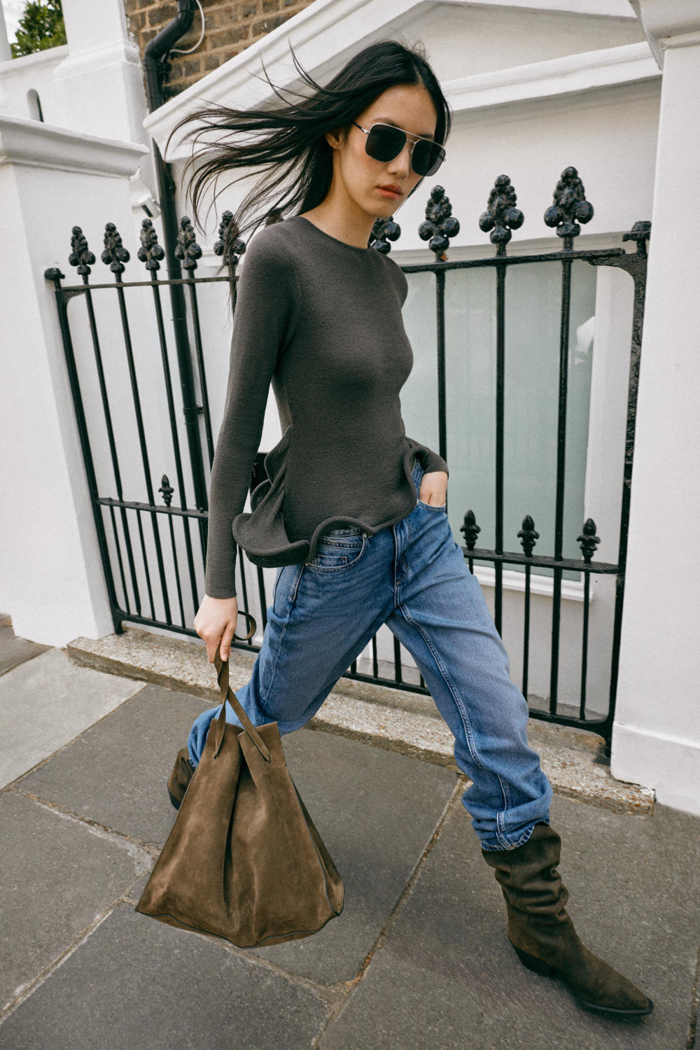 СВИТЕР С ВОЛАНОМ — ZARA