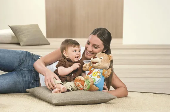 Игрушка мягкая развивающая двуязычная Chicco Говорящий мишка Teddy