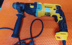 Перфоратор Dewalt D25143k