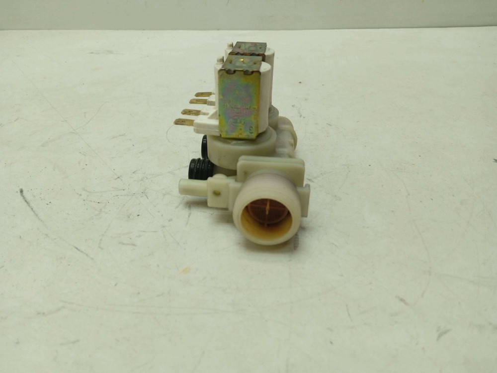 WS84TX кт167 Клапан подачи воды для стиральной машины Indesit WS84TX б/у