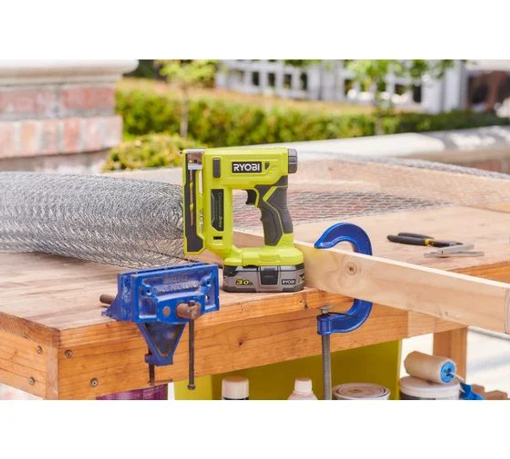 Аккумуляторный степлер Ryobi ONE+ R18ST50-0 без аккумулятора в комплекте 5133004496